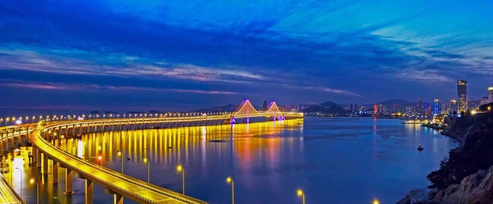 大连新海湾大桥——国内首座海上地锚式悬索桥